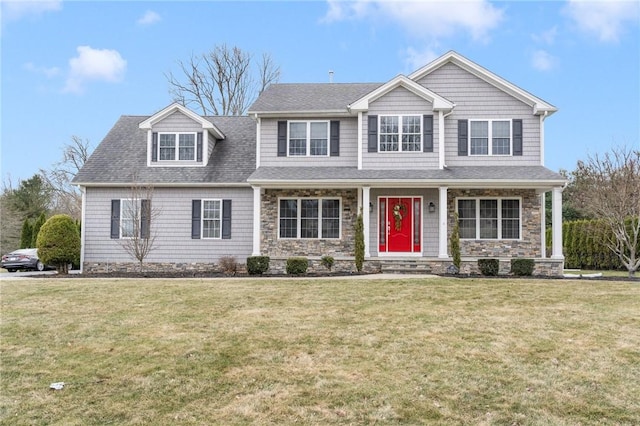 view of front of house with a front lawn