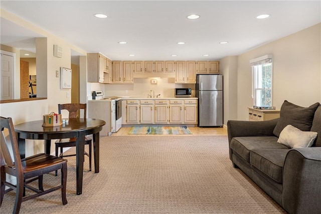 130 Gideon Lawton Ln, Portsmouth, RI 02871 - photo 33
