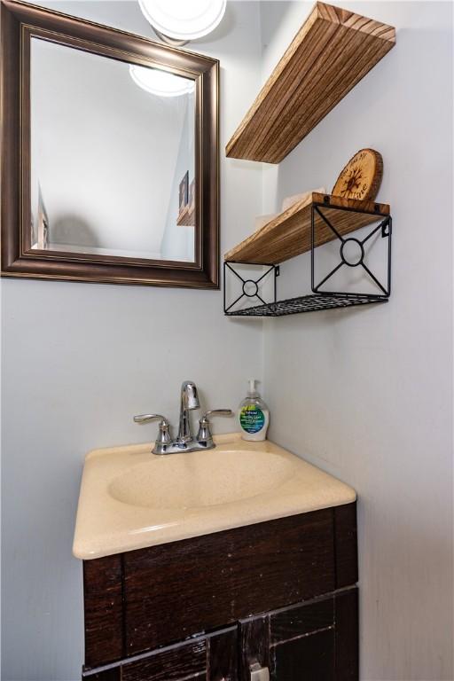 bathroom featuring vanity