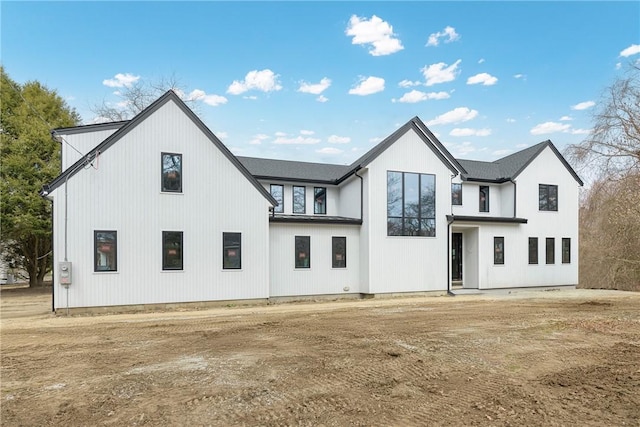 19 Castle Rd, Narragansett, RI 02882 - view of rear view of house