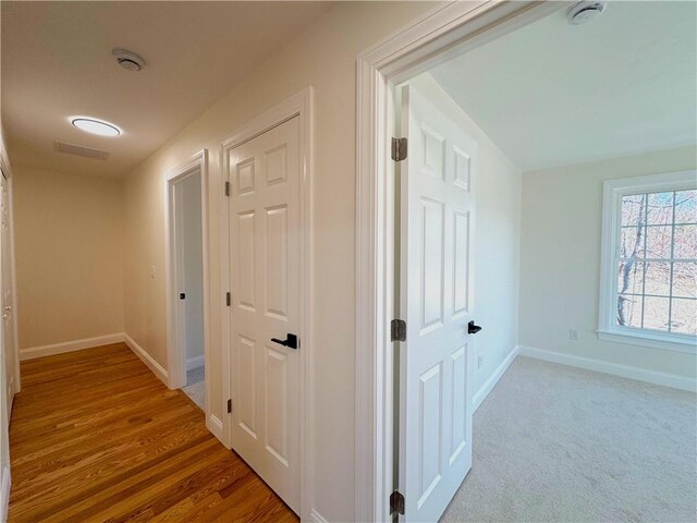 1404 Hunting Hill Dr, Cumberland, RI 02864 - corridor with wood finished floors and baseboards