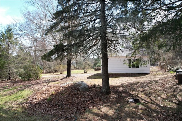 23 Rockland Dr, South Kingstown, RI 02879 - view of yard