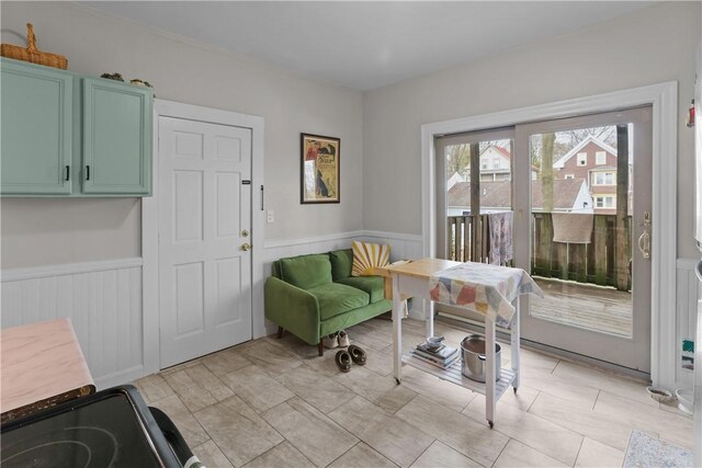 office area with a wainscoted wall