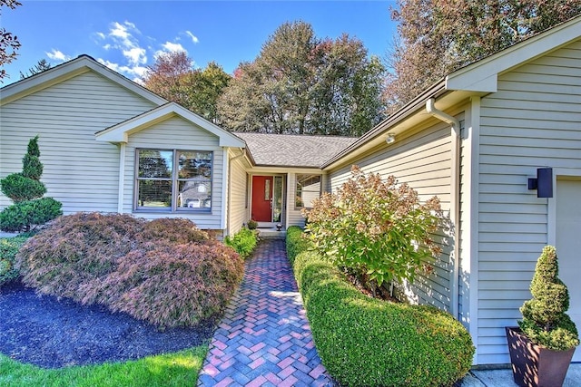 21 Fesser Ave, Bristol, RI 02809 - view of front facade