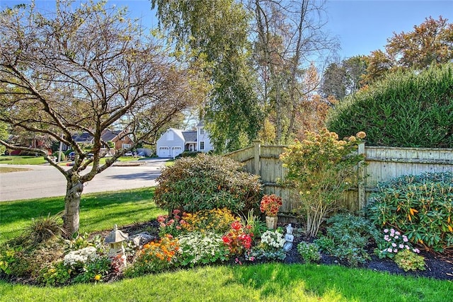 21 Fesser Ave, Bristol, RI 02809 - view of yard with fence and driveway