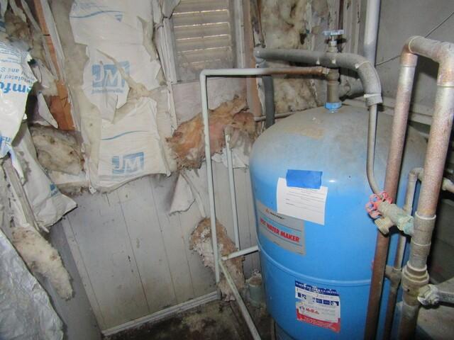 171 Pulaski Rd, Burrillville, RI 02830 - view of utility room
