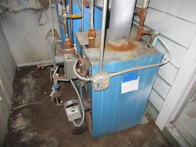 171 Pulaski Rd, Burrillville, RI 02830 - view of utility room