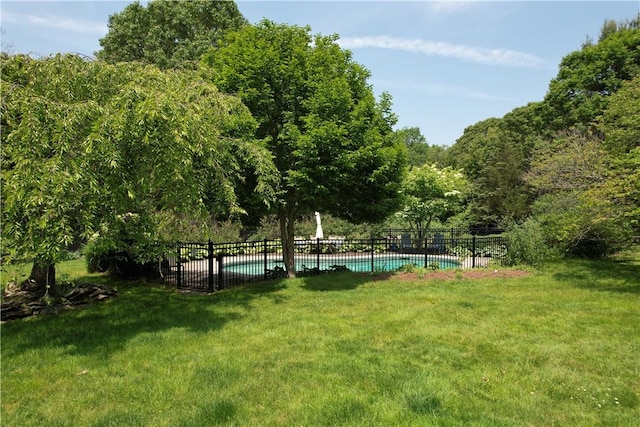 50 Intrepid Ln, Jamestown, RI 02835 - view of community with a swimming pool