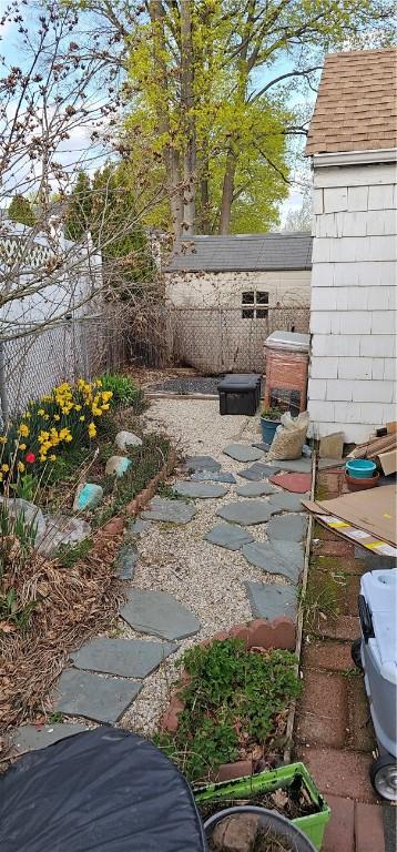 view of yard featuring fence
