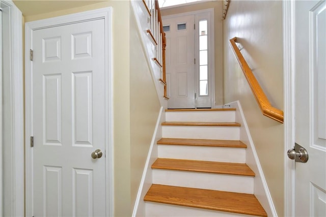 1 Augusta St, Providence, RI 02908 - view of staircase