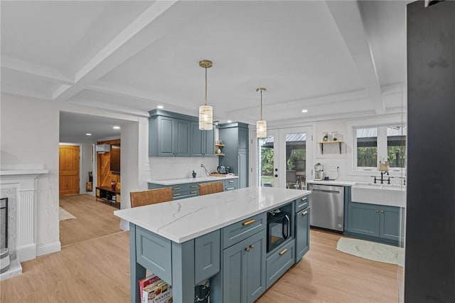 kitchen with recessed lighting, a sink, light wood-style floors, open shelves, and dishwasher