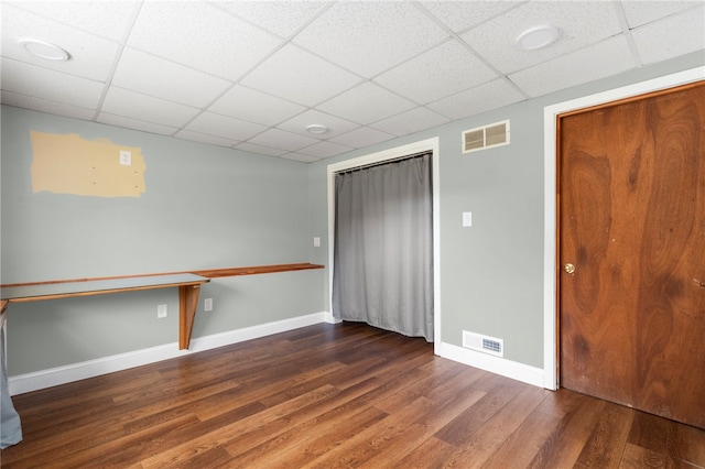 136 Wilde Field Dr, Warwick, RI 02889 - interior space with baseboards, visible vents, a drop ceiling, and wood finished floors