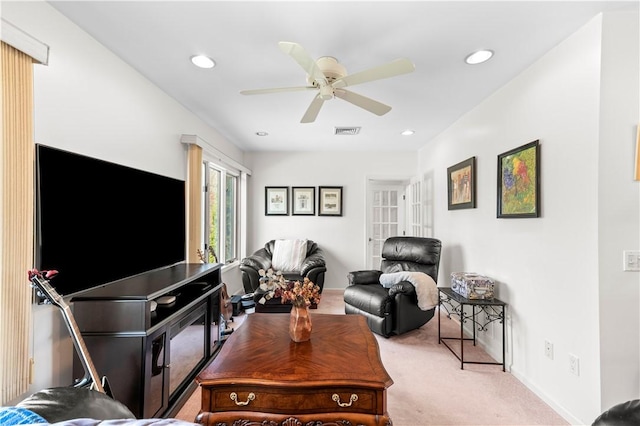 living room featuring visible vents, ceiling fan, carpet floors, and recessed lighting