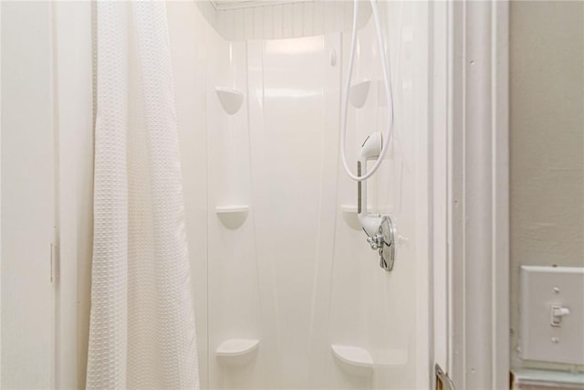 141 Canal St, Westerly, RI 02891 - full bathroom featuring a shower with curtain