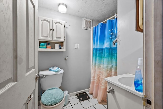 752 Social St, Woonsocket, RI 02895 - full bathroom featuring tile patterned flooring, vanity, baseboards, curtained shower, and visible vents
