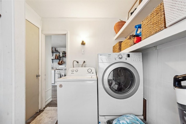67 Pleasant St, Westerly, RI 02891 - washroom featuring washing machine and clothes dryer, laundry area, and wood finished floors