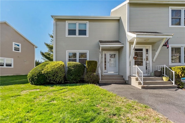 86 Quannacut Rd Unit A, Westerly, RI 02891 - multi unit property featuring a front lawn