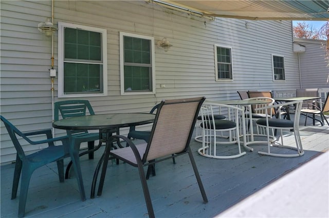 view of patio / terrace with outdoor dining space