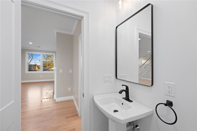25 Scallop Shell Rd, Narragansett, RI 02882 - bathroom with recessed lighting, baseboards, a sink, and wood finished floors