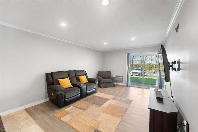 752 Quaker Ln Unit B108, Warwick, RI 02818 - living room with crown molding, recessed lighting, baseboards, and light wood finished floors