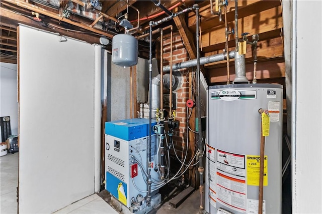 15 Broadmoor Rd, Cranston, RI 02910 - utility room featuring a heating unit and gas water heater