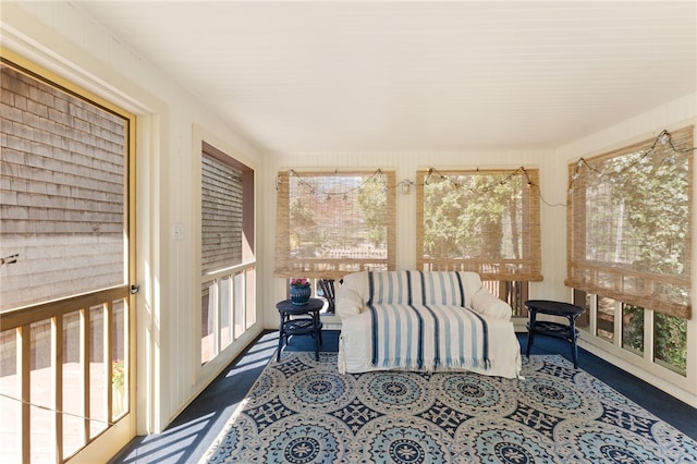 29 Howard Ave, Scituate, RI 02831 - sunroom with a healthy amount of sunlight