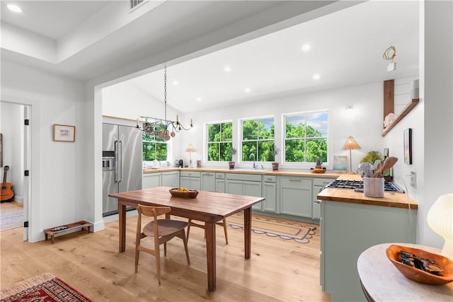 76 Van Zandt Ave, Newport, RI 02840 - photo 6