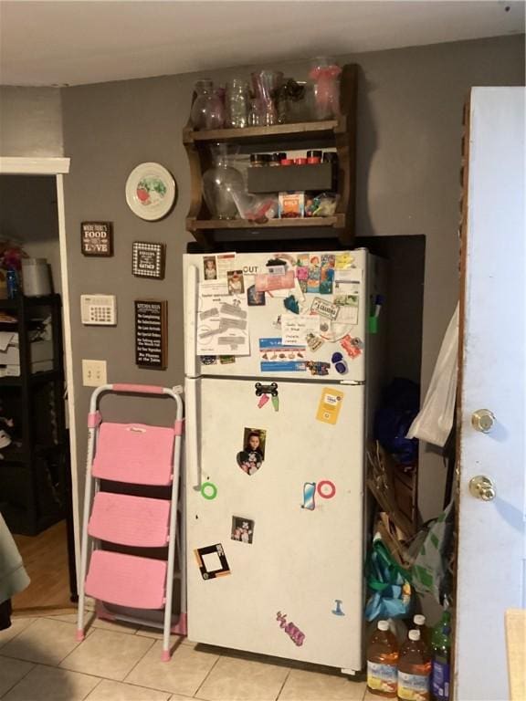 446 Carrington Ave, Woonsocket, RI 02895 - interior space