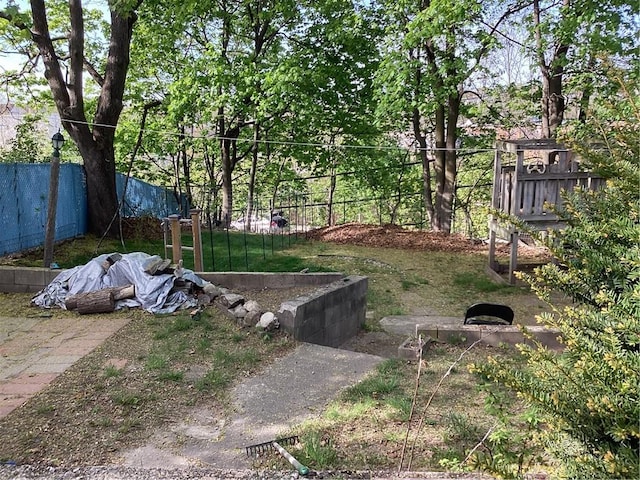 446 Carrington Ave, Woonsocket, RI 02895 - view of yard featuring fence