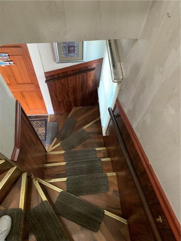 31 Ponagansett Ave, Providence, RI 02909 - stairway featuring parquet floors