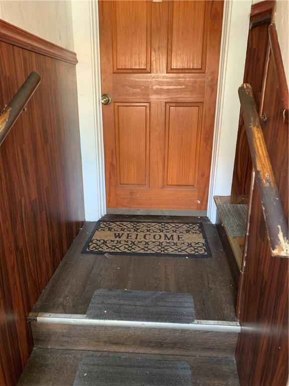31 Ponagansett Ave, Providence, RI 02909 - view of doorway to property