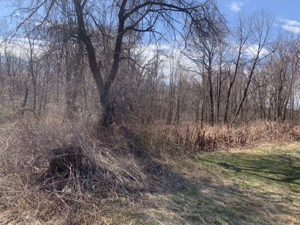 1212 Southbridge Rd, Warren, MA 01083