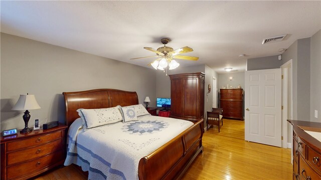 4 Tray Hollow Rd, Foster, RI 02825 - bedroom featuring light wood-style floors and ceiling fan