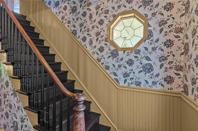 48 Highview Ave, Hopkinton, RI 02832 - stairs with wallpapered walls and a wainscoted wall