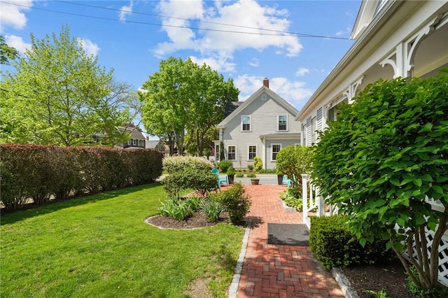 275 Hope St, Bristol, RI 02809 - view of green lawn