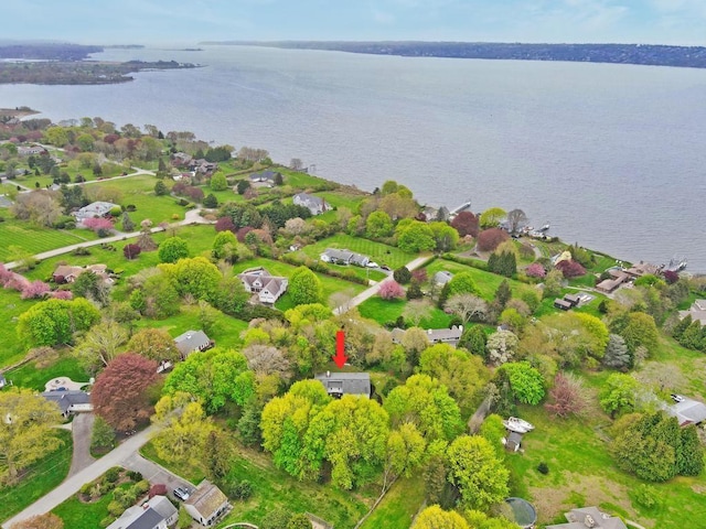 58 Leonard Dr, Tiverton, RI 02878 - bird's eye view of a large body of water