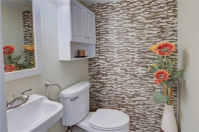 34 Ledgefield Rd, Scituate, RI 02857 - bathroom with a sink and toilet