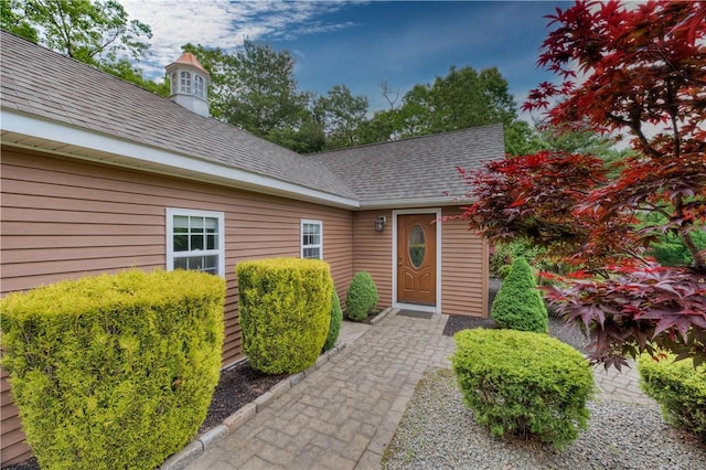 34 Ledgefield Rd, Scituate, RI 02857 - entrance to property featuring roof with shingles