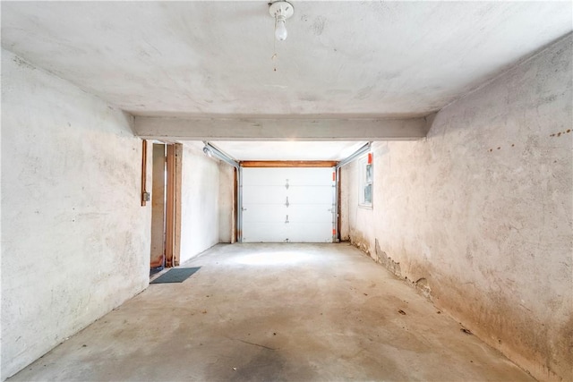 54 Glenwood Dr, North Kingstown, RI 02852 - view of garage