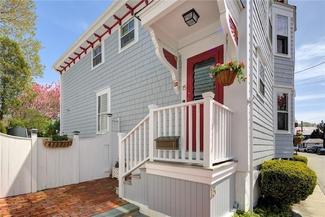 15 Cross St, Newport, RI 02840 - view of exterior entry featuring fence