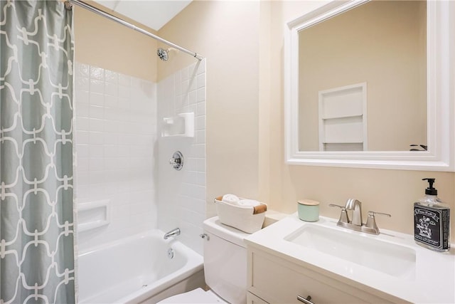 7 Maggio Ave, Westerly, RI 02891 - full bathroom with toilet, shower / tub combo, and vanity