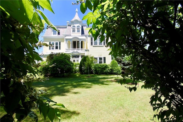 45 Ayrault Ave Unit 8, Newport, RI 02840 - view of grassy yard