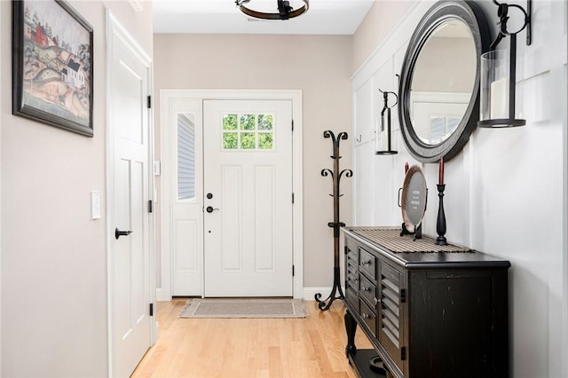 16 Kimberly Ct, North Kingstown, RI 02852 - foyer with light wood finished floors and baseboards