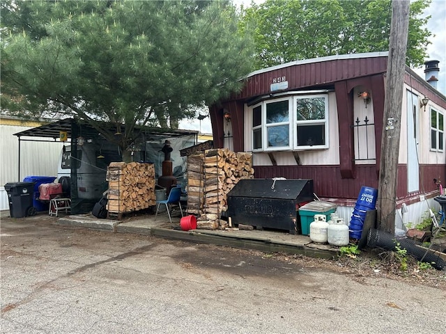 245 Manton St, Pawtucket, RI 02861 - view of property exterior