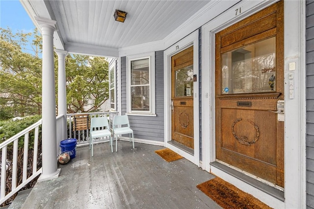 property entrance with a porch