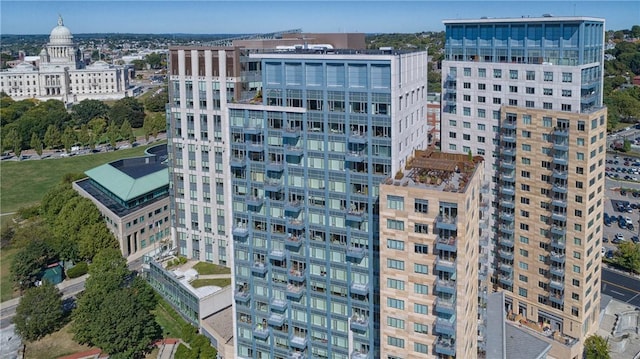 view of apartment building / complex featuring a city view