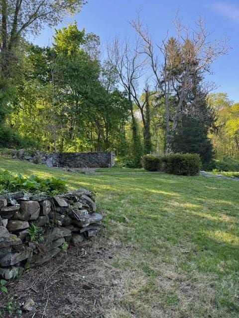 8001 Post Rd, North Kingstown, RI 02852 - view of grassy yard