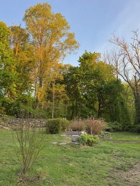 8001 Post Rd, North Kingstown, RI 02852 - view of grassy yard