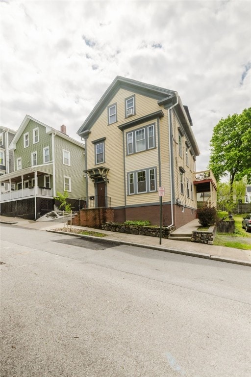 65 Evergreen St Unit 1, Providence, RI 02906 - photo 2