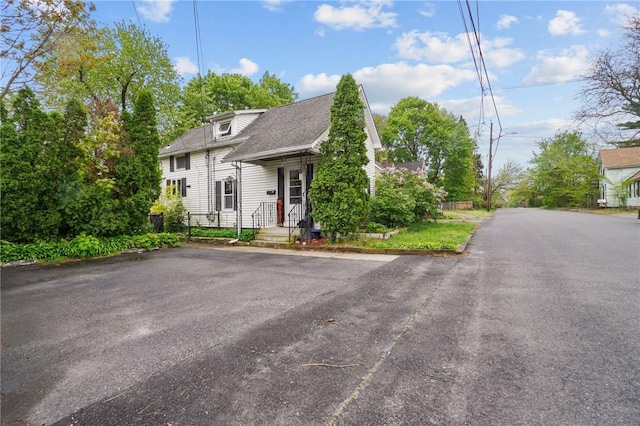 106 Providence Ave, East Providence, RI 02915 - photo 2
